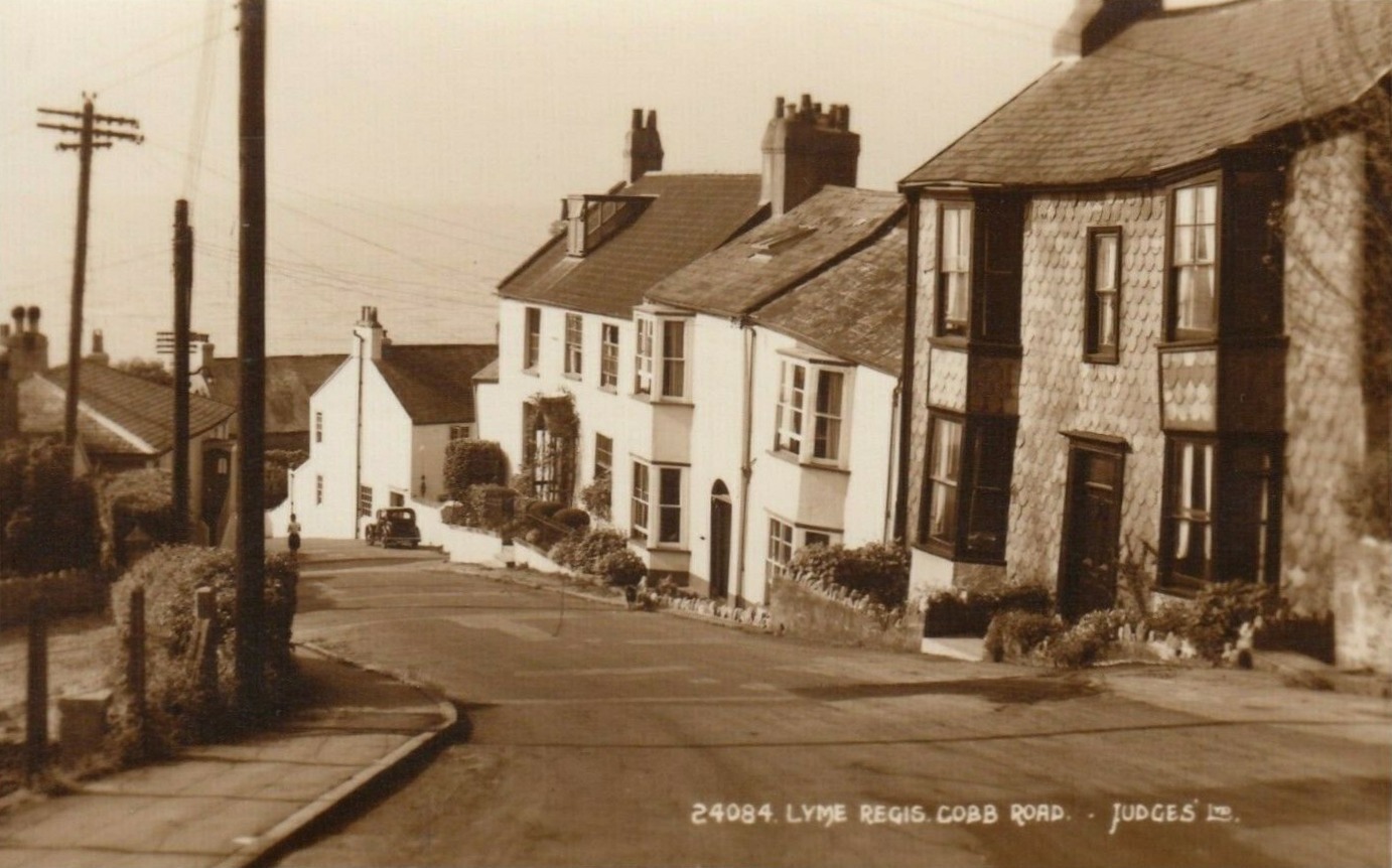 Vintage postcard of Cobb Road, Lyme Regis