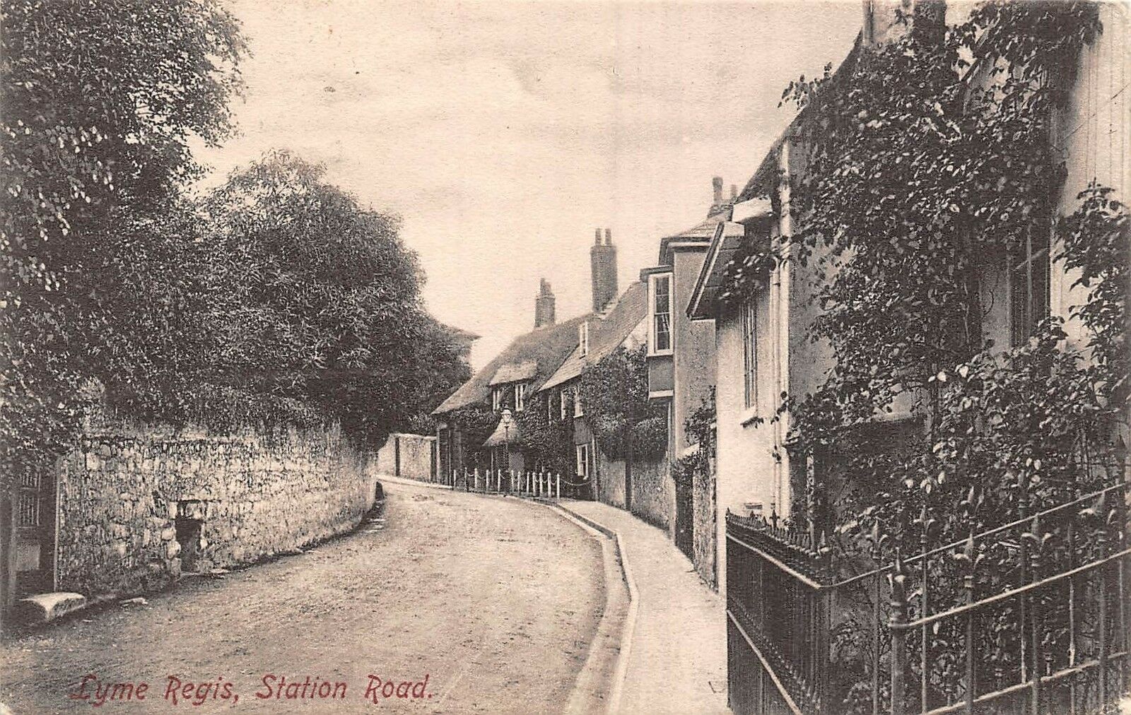 Vintage postcard of Station Road, Lyme Regis circa 1905