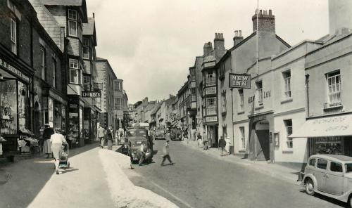 Broad Street, Lyme Regis circa 1950s