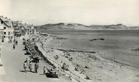 Marine Parade and beach, Lyme Regis circa 1950s