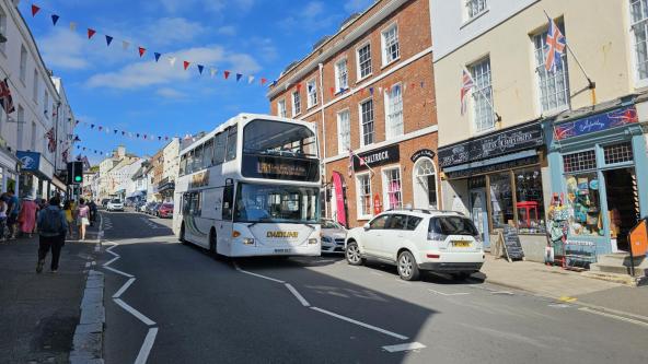 Park and ride bus Broad Street, Lyme Regis