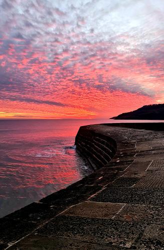Stunning fiery skies over the Cobb